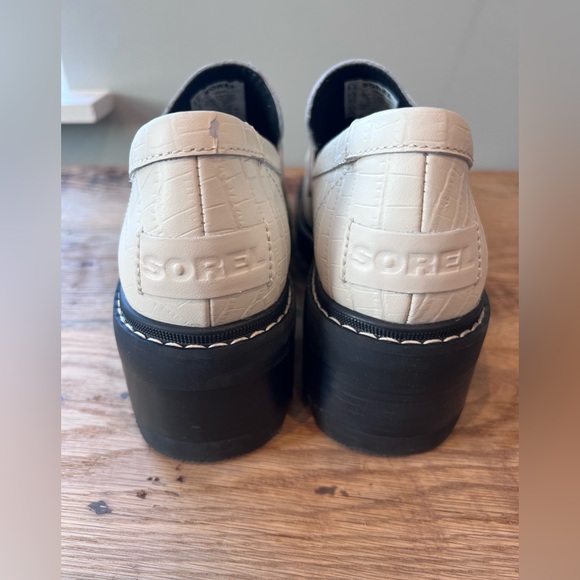 Sorel Joan Now City Loafer NWOT - Picture 7 of 10